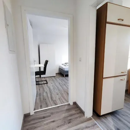 New High Speed Wifi - Elegantes 2 Schlafzimmer Mit 3 Betten 포르츠하임