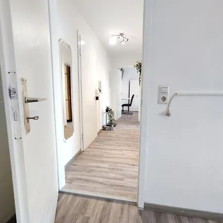 New High Speed Wifi - Elegantes 2 Schlafzimmer Mit 3 Betten 포르츠하임