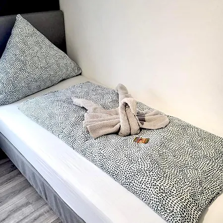 New High Speed Wifi - Elegantes 2 Schlafzimmer Mit 3 Betten 아파트 *